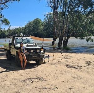 Meet your Posher, Brit